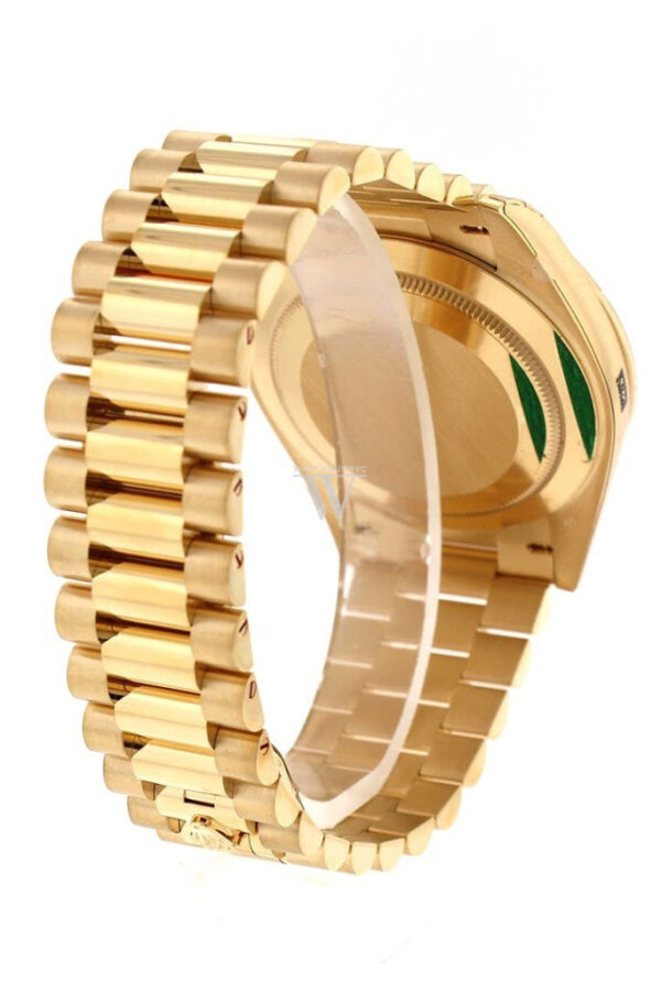 Rolex Day-Date 40 Champagne Champagne Dial - Image 2