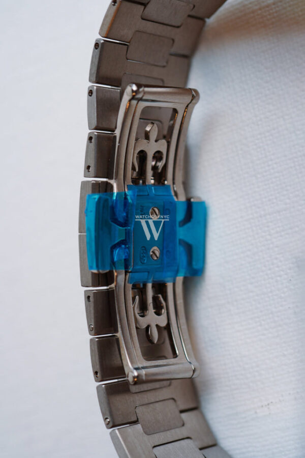 Patek Philippe Patek Philippe Nautilus Blue Dial - Image 4