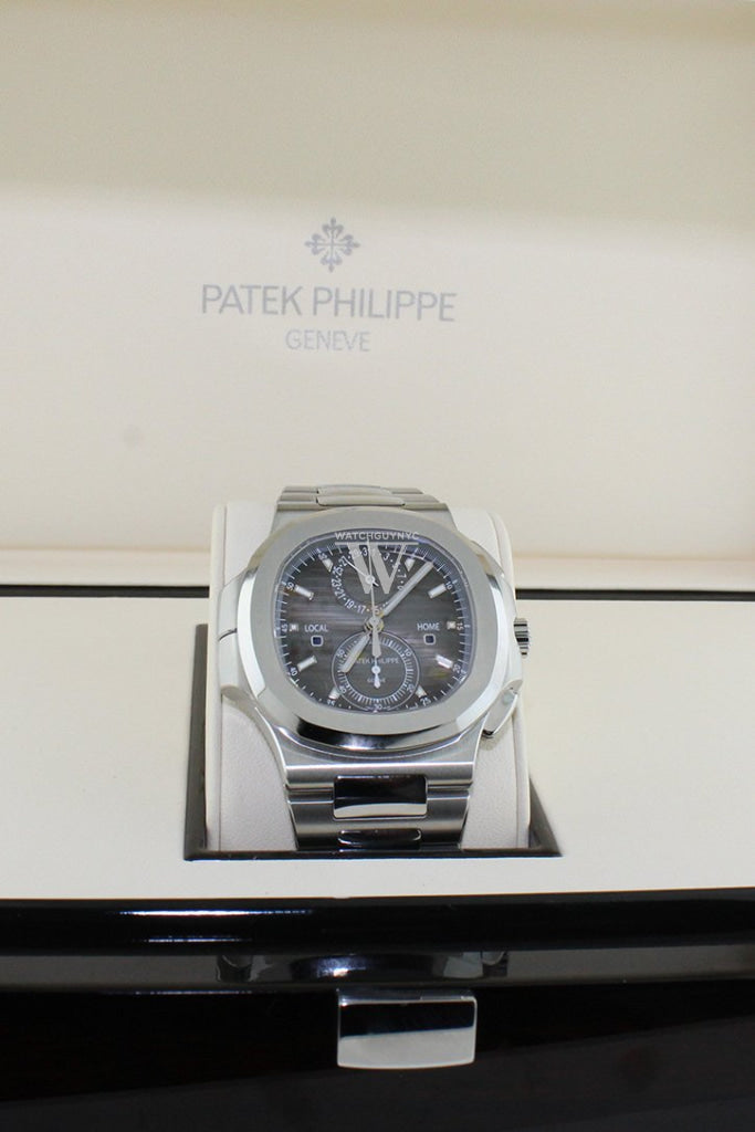 Patek Philippe Patek Philippe Nautilus - Image 7