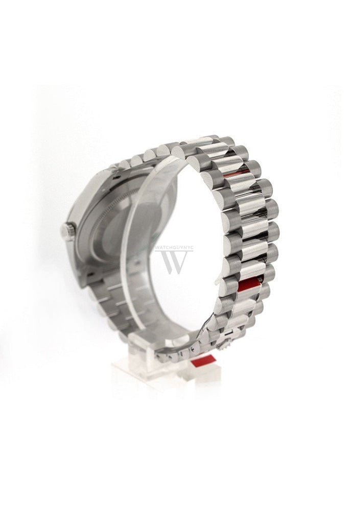 Rolex Day-Date 40 Blue Blue Dial - Image 3