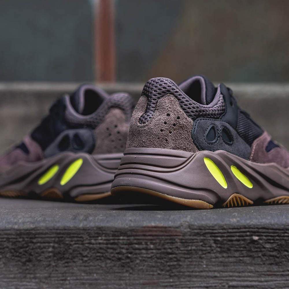 Adidas Yeezy Boost 700 Mauve - Image 7