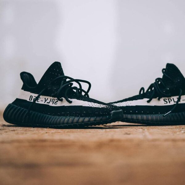 Adidas Originals Yeezy Boost 350 V2 Black-White - Image 8