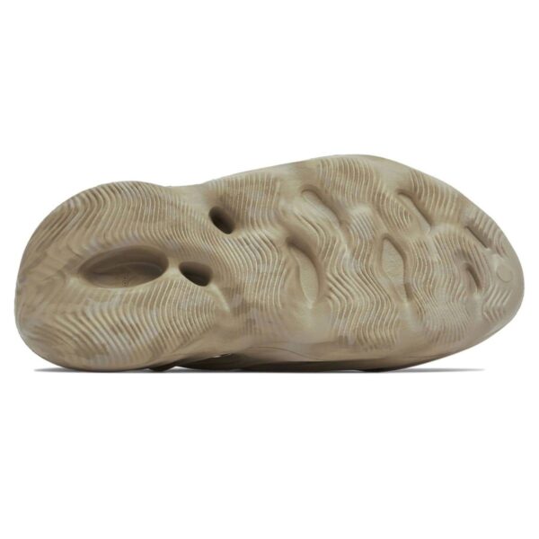 adidas Yeezy Foam Runner ‘Stone Salt’ - Image 3