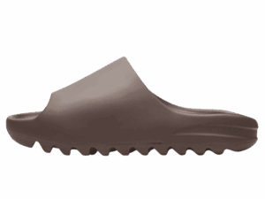 Yeezy Slides ‘Soot’
