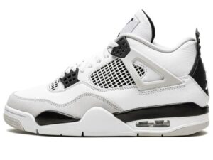 Air Jordan 4 Retro “Military Black”