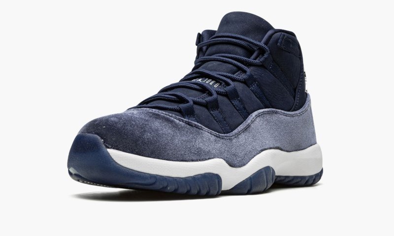 WMNS Air Jordan 11 Velvet “Midnight Navy” - Image 2