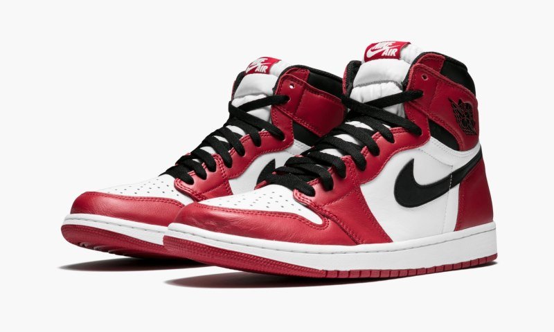Air Jordan 1 Retro High OG “Chicago” - Image 3