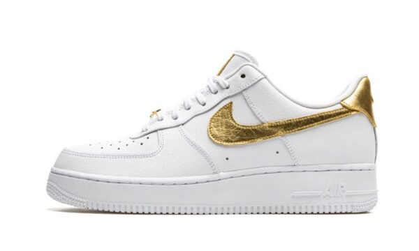 Air Force 1 Low ’07 LV8 “Gold Foil”