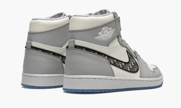 Air Jordan 1 Retro High “Dior” - Image 4