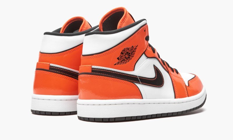 Air Jordan 1 Mid SE “Turf Orange” - Image 4
