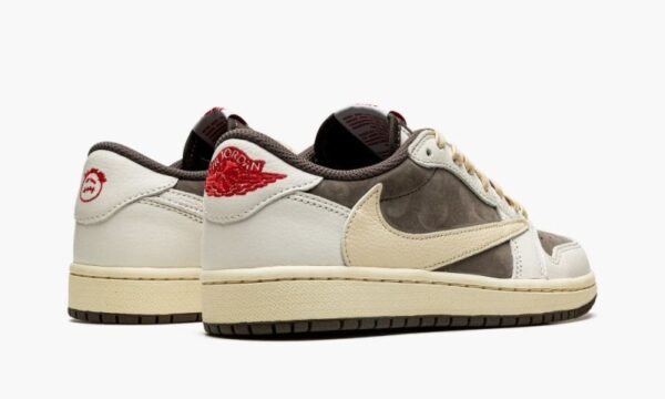 Travis Scott x Air Jordan 1 Low OG ‘Reverse Mocha’ - Image 3