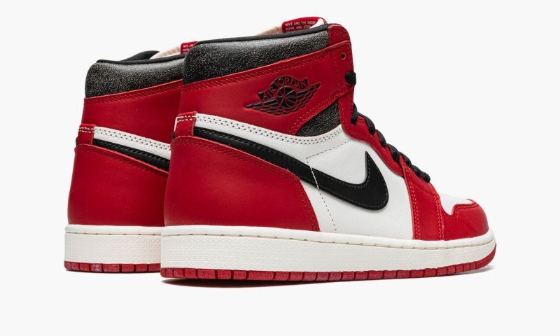 Air Jordan 1 Retro High OG “Chicago Lost and Found” - Image 4