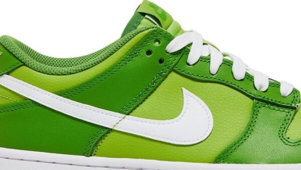 Nike Dunk Low Chlorophyll - Image 5