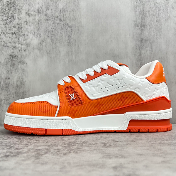 Louis Vuitton - Image 7