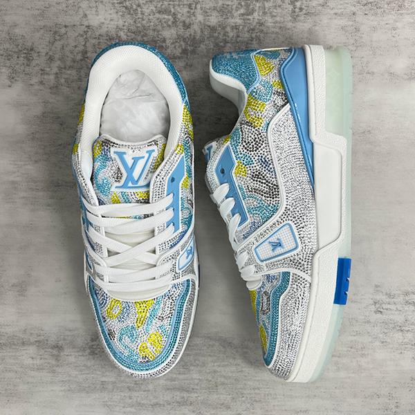 Louis Vuitton - Image 3