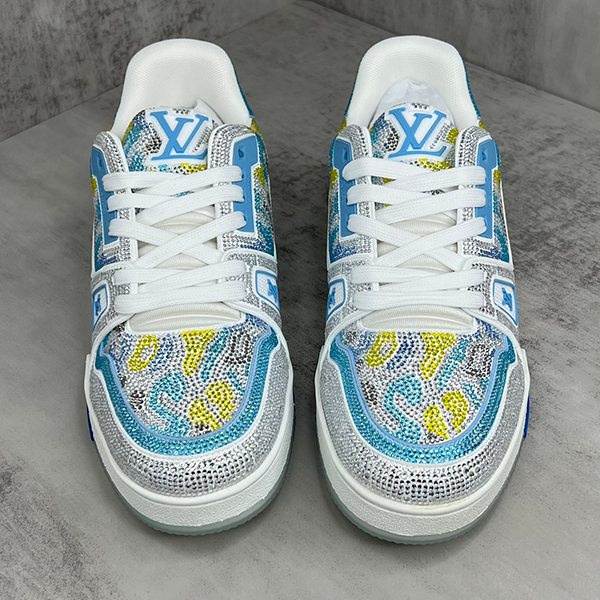 Louis Vuitton - Image 4