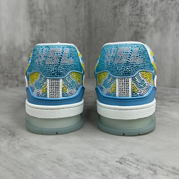 Louis Vuitton - Image 5