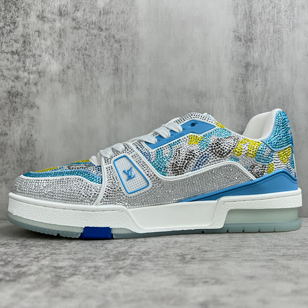 Louis Vuitton - Image 7