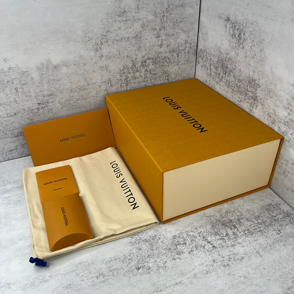 Louis Vuitton - Image 9