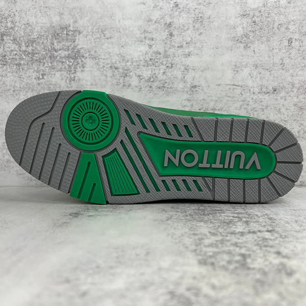 Louis Vuitton - Image 8