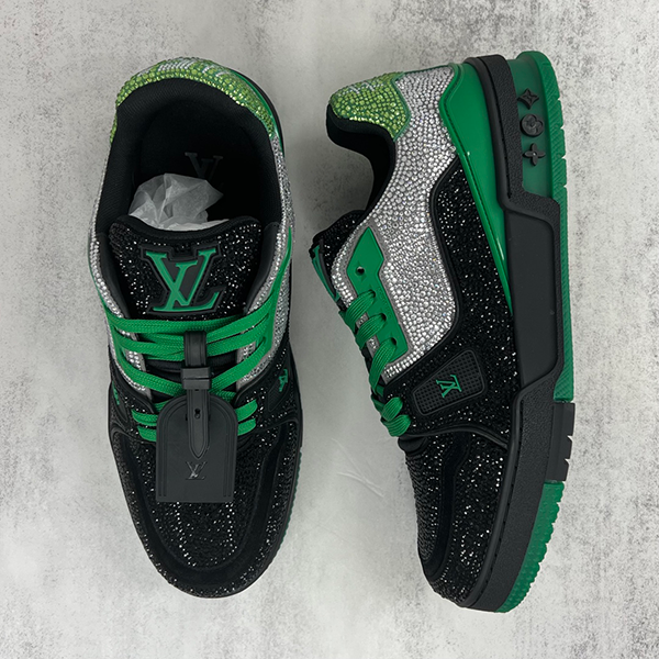 Louis Vuitton - Image 3