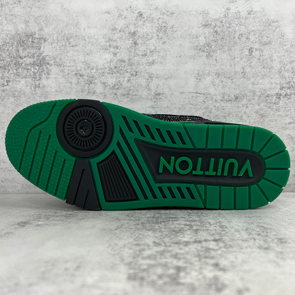 Louis Vuitton - Image 8