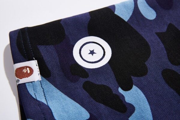 BAPE - Image 6
