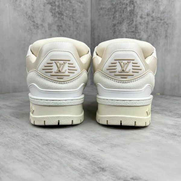 Louis Vuitton - Image 6