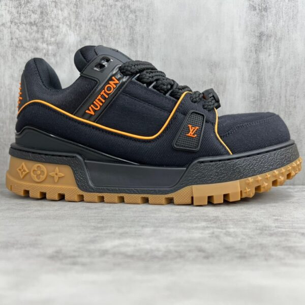 Louis Vuitton - Image 6