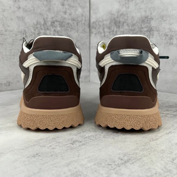 Off-White - Image 5