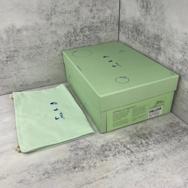 Off-White - Image 9