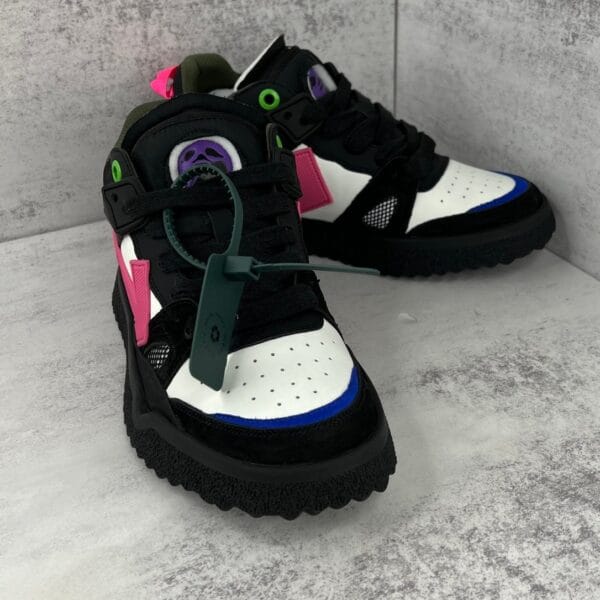 Off-White - Image 3