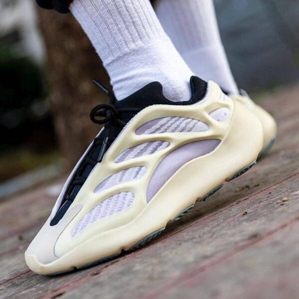 Adidas Yeezy 700 V3 ‘Azael’ - Image 4