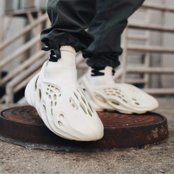 adidas Yeezy Foam Runner ‘Sand’ - Image 8