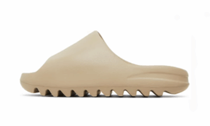 Yeezy Slides ‘Pure’ 2021 Re-Release （GW1934）