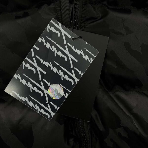 TS – IRROGANTE JACQUARD BLACK - Image 6