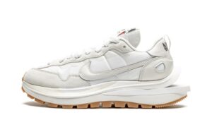 VaporWaffle “Sacai – Sail”