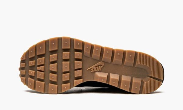 VaporWaffle “Sacai – Off Noir” - Image 6