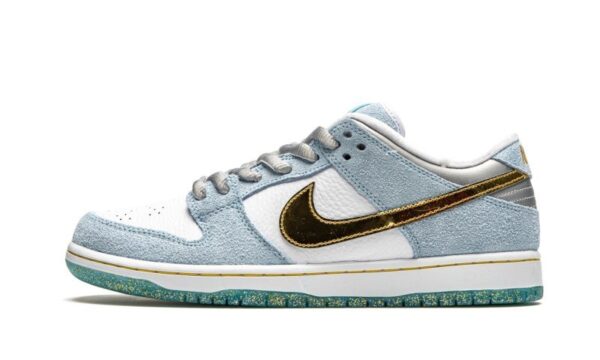 SB Dunk Low Pro QS “Sean Cliver – Special Box”