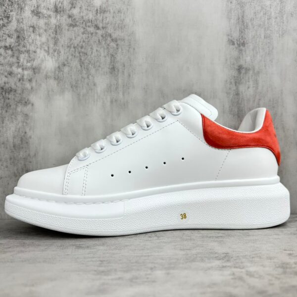 Alexander McQueen - Image 7