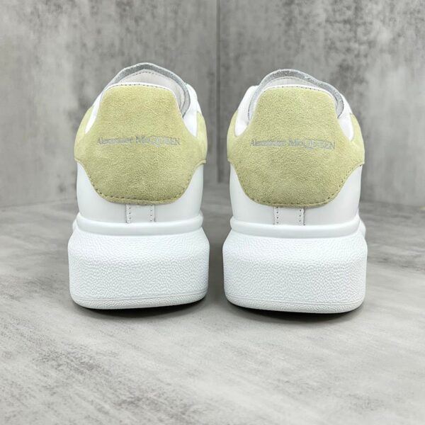 Alexander McQueen - Image 5