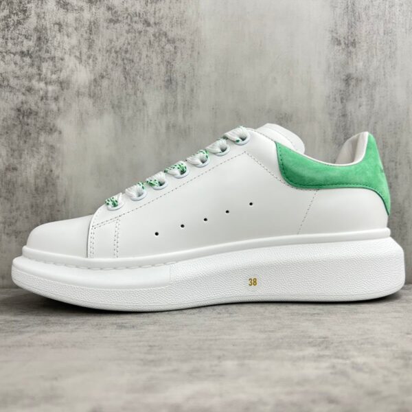 Alexander McQueen - Image 7