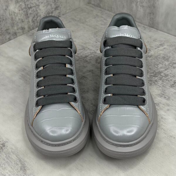 Alexander McQueen - Image 4
