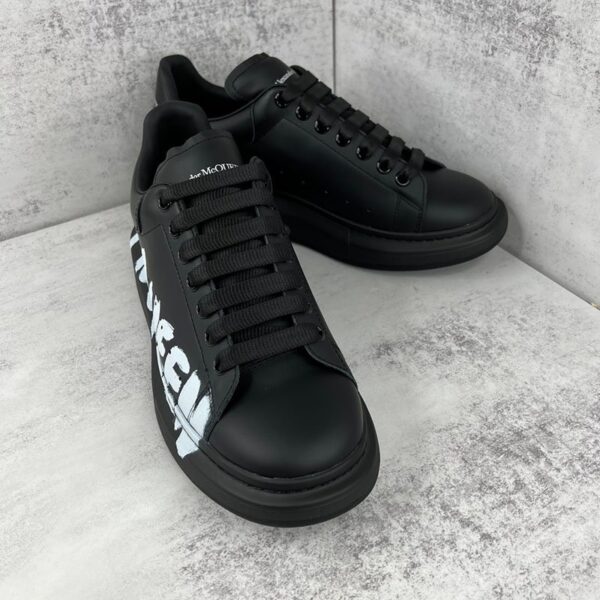 Alexander McQueen - Image 2