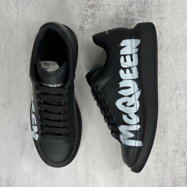 Alexander McQueen - Image 3