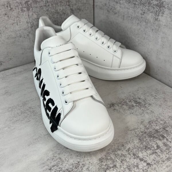 Alexander McQueen - Image 2