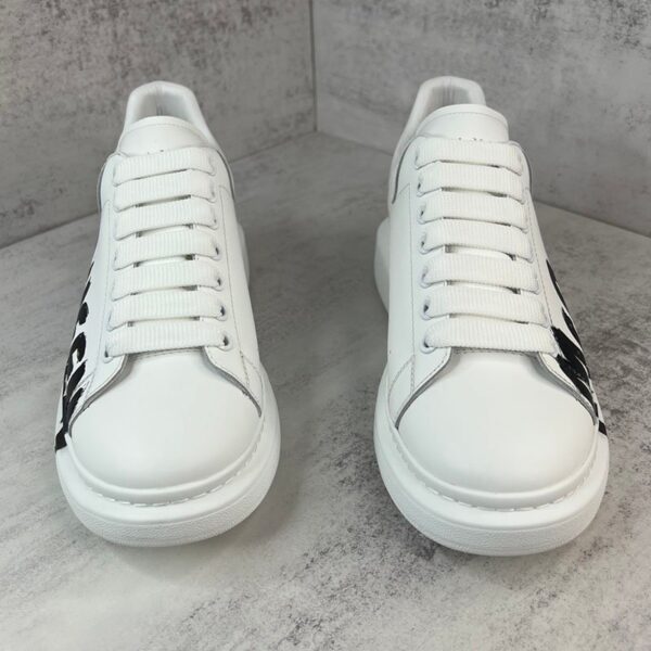 Alexander McQueen - Image 4