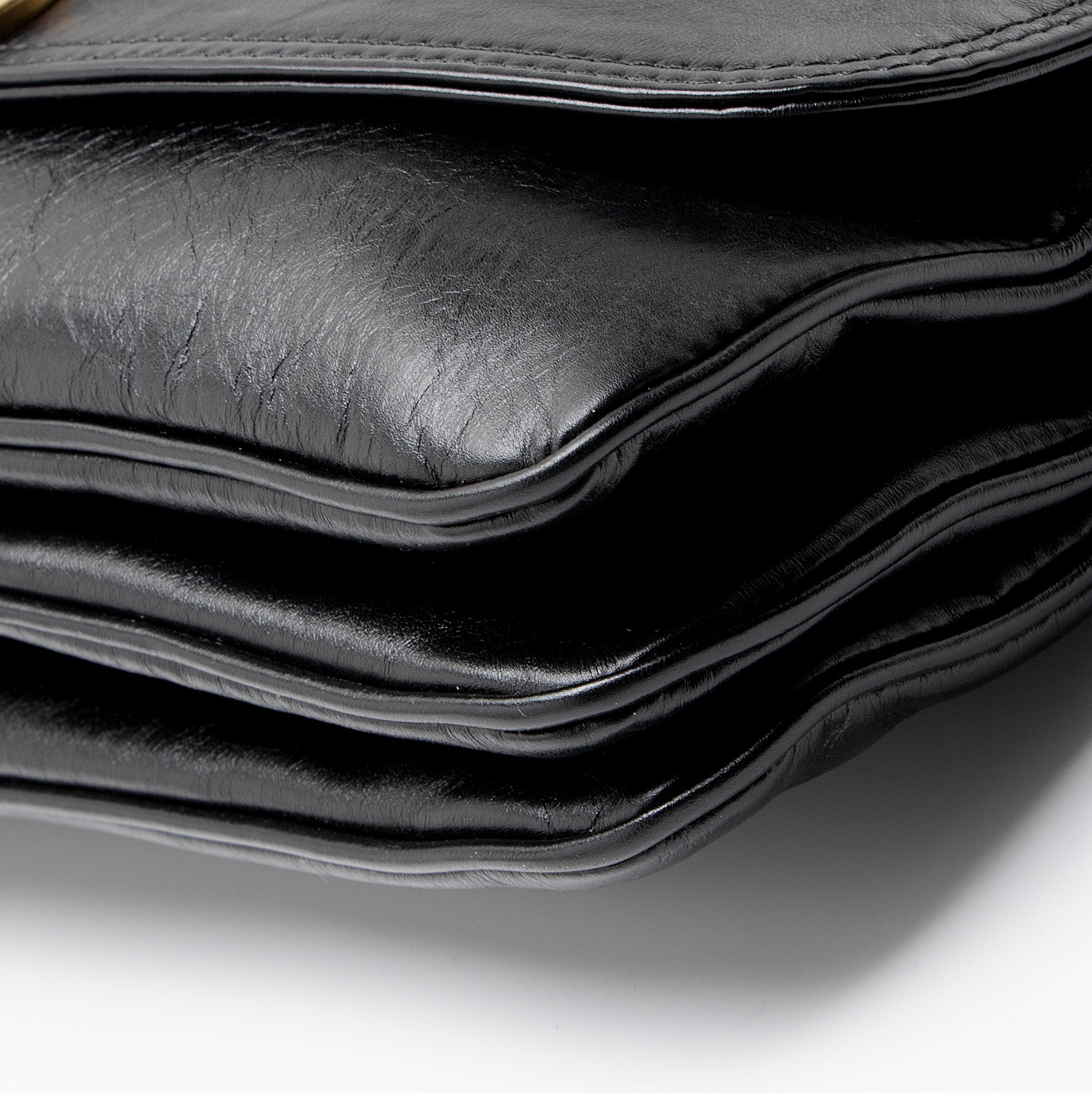 Balenciaga Leather BB Soft Medium Shoulder Bag - Image 11