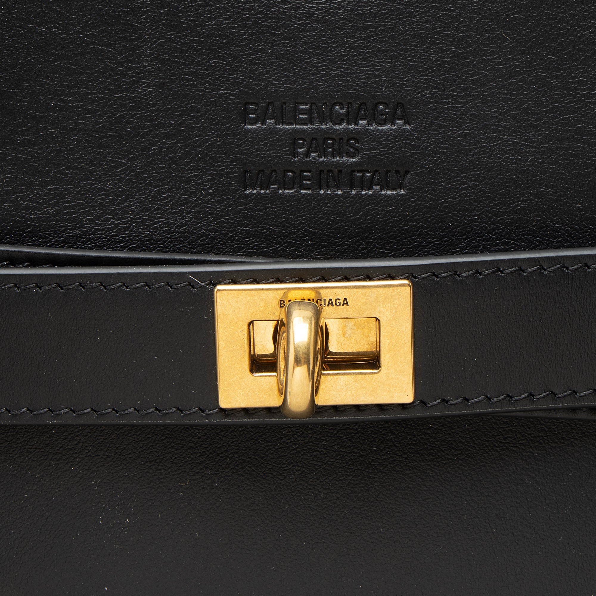 Balenciaga Smooth Calfskin Bel Air Medium Tote - Image 9