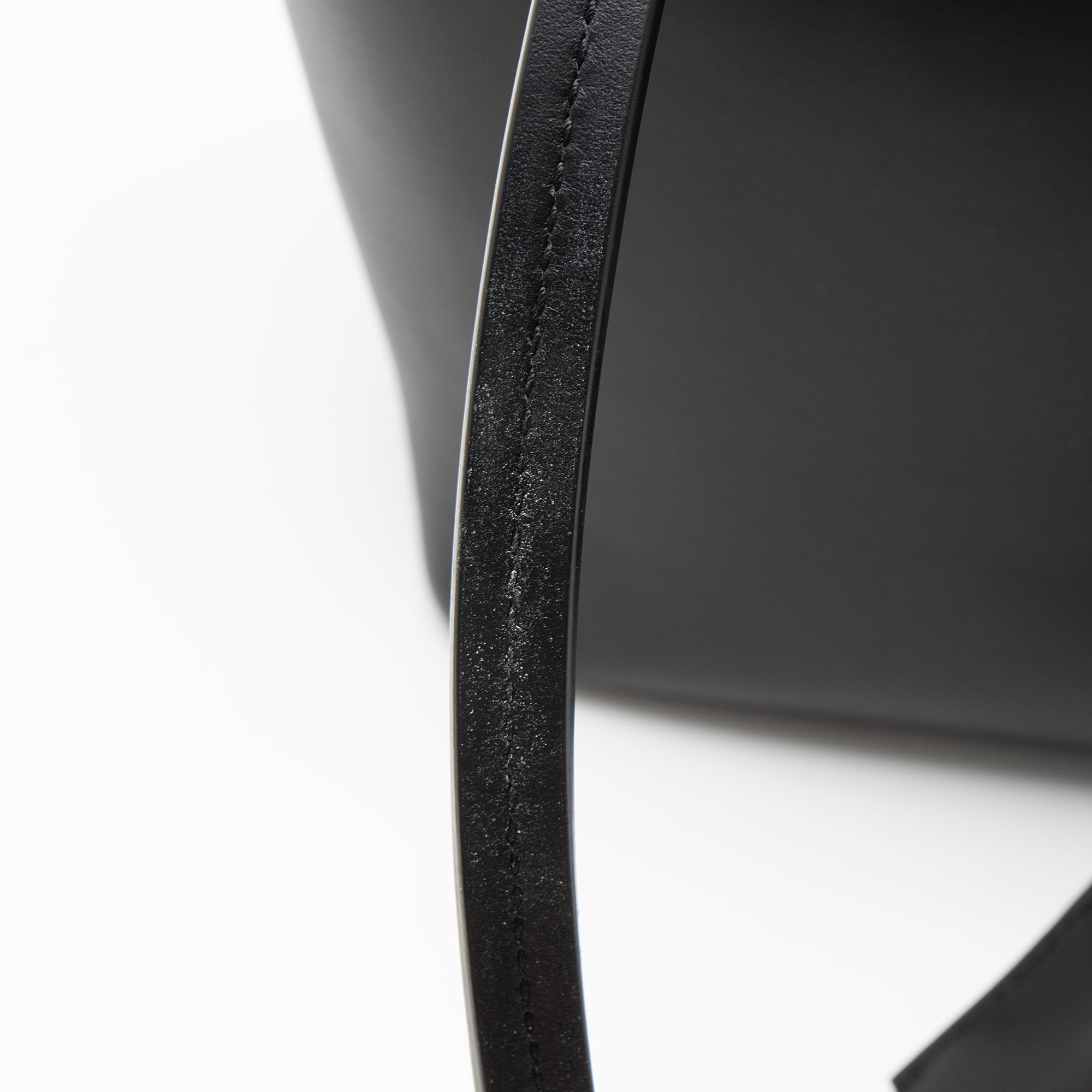 Balenciaga Smooth Calfskin Bel Air Medium Tote - Image 13